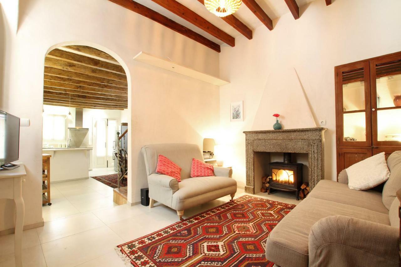 فيلا Casa Guiraud, Cosy And Welcoming Townhouse بويينسا المظهر الخارجي الصورة